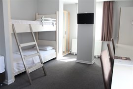 Ey�bo�lu K�z ��renci Yurdu