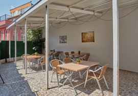 Sabiha Han�m Be�ikta� Erkek ��renci Yurdu