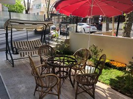 Bah�elievler �zel Sandal K�z ��renci Yurdu