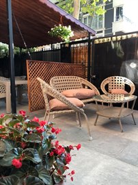 Bah�elievler Sandal K�z ��renci Yurdu - Bah�e