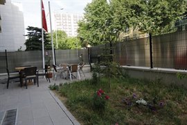 Bah�elievler �zel Sandal K�z ��renci Yurdu