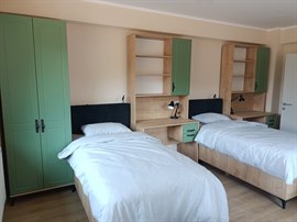 Ali Rza Yerebakan zel Erkek Yurdu