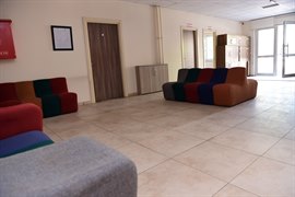 Birlik Vakf� Erkek ��renci Yurdu - Dinlenme Alan�