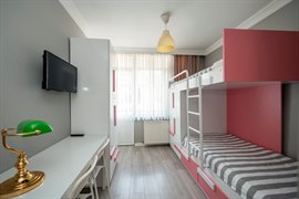 Academic House �nci K�z Yurdu (Kad�k�y)