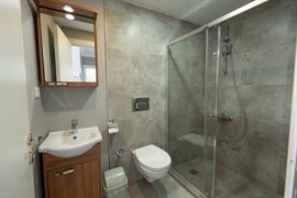 Academic House �nci K�z Yurdu (Kad�k�y)