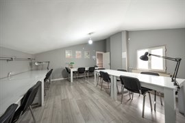 Academic House �nci K�z Yurdu (Kad�k�y)