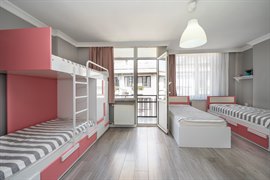 Academic House �nci K�z Yurdu (Kad�k�y)