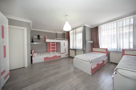 Academic House �nci K�z Yurdu (Kad�k�y)