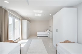 Academic House Maltepe �nci K�z ��renci Yurdu