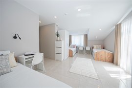 Academic House Maltepe �nci K�z ��renci Yurdu