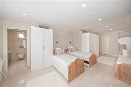 Academic House �nci K�z Yurdu (Maltepe)