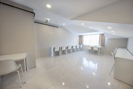 Academic House �nci K�z Yurdu (Maltepe)