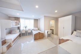 Academic House �nci K�z Yurdu (Maltepe)