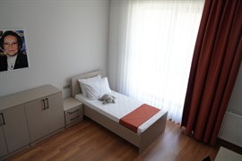 M�A Vakf� �zel K�z ��renci Yurdu