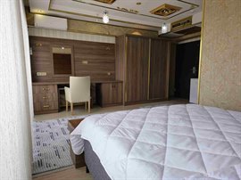 �nci Suit Beylikd�z� K�z ��renci Yurdu