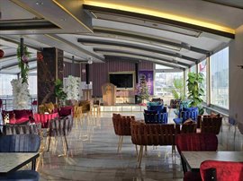 �nci Suit Beylikd�z� K�z ��renci Yurdu