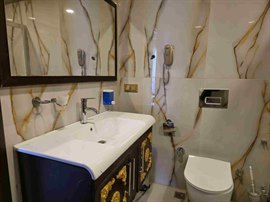 �nci Suit Beylikd�z� K�z ��renci Yurdu