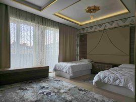 �nci Suit Beylikd�z� K�z ��renci Yurdu