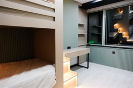 �nci Suit Fatih K�z ��renci Yurdu