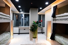 �nci Suit Fatih K�z ��renci Yurdu