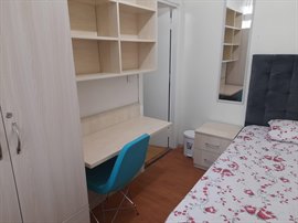 �i�li K�z Evi