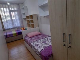 �i�li K�z Evi