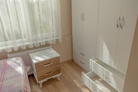 �zyuvam K�z Apart� �ki Ki�ilik