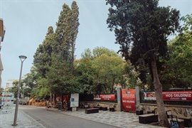 �zyuvam K�z Apart�