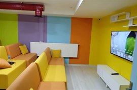 Kad�k�y Odan K�z ��renci Yurdu - 3D Sinema Odas�