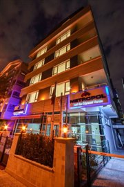 Metropol K�z ��renci Yurdu - D�� Cephe