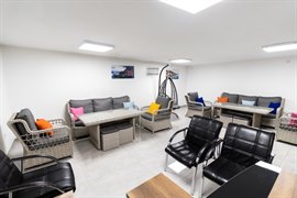 Alt�n���k K�z ��renci Yurdu - Dinlenme Odas�