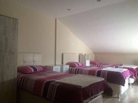 312 K�z ��renci Yurdu - 3 Ki�ilik Teras Oda