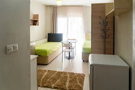 Yasemin K�z Yurdu - 2 Ki�ilik A��k Balkon Oda