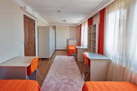 Sancak �sk�dar Erkek Yurdu - 3 Ki�ilik Oda