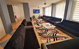 K�y� Erkek ��renci Yurdu - Dinlenme ve TV Odas�