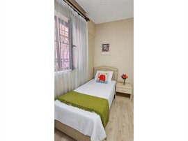 Melahat Han�m K�z ��renci Yurdu