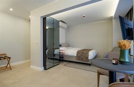 Zess K�z Suites - 2 Misafir 1+1 Birinci Kat