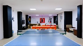 �nder Konya Y�ksek��renim Erkek Yurdu - Spor Salon