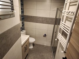 �zel Adef K�z ��renci Yurdu - WC/Banyo