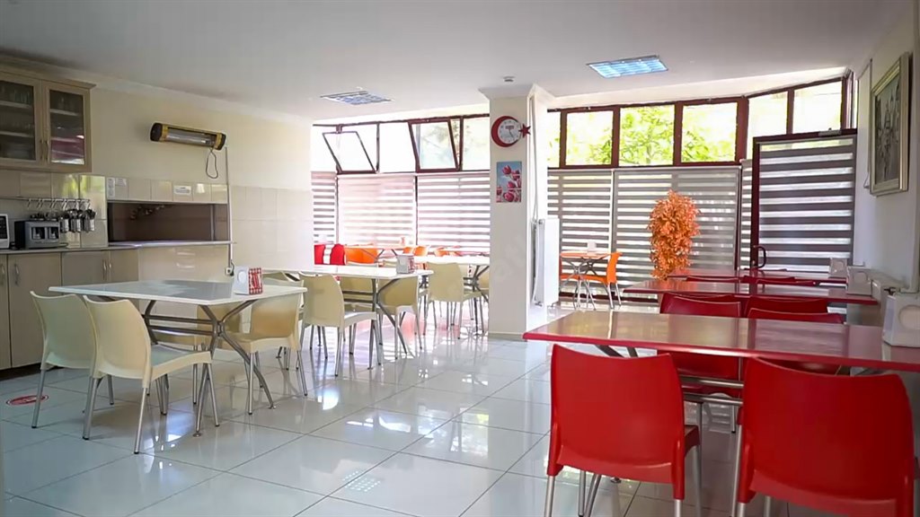 Muradiye Hask�y K�z Yurdu