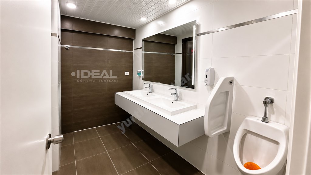 11. �UBE - �deal Erkek ��renci Yurdu - WC