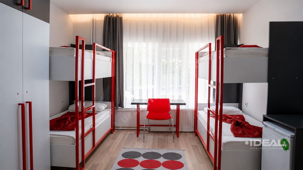 13.�UBE - �deal K�z Yurtlar� - 4 Ki�ilik Oda
