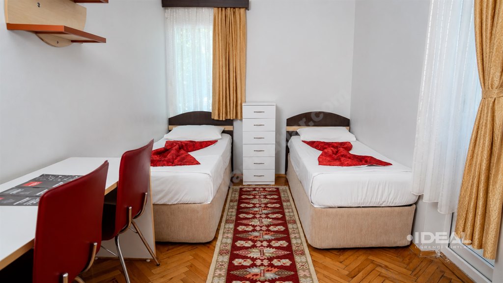 13.�UBE - �deal K�z Yurtlar� - 2 Ki�ilik Oda