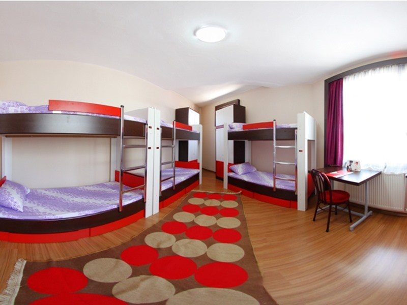 5. �UBE - �deal K�z ��renci Yurdu