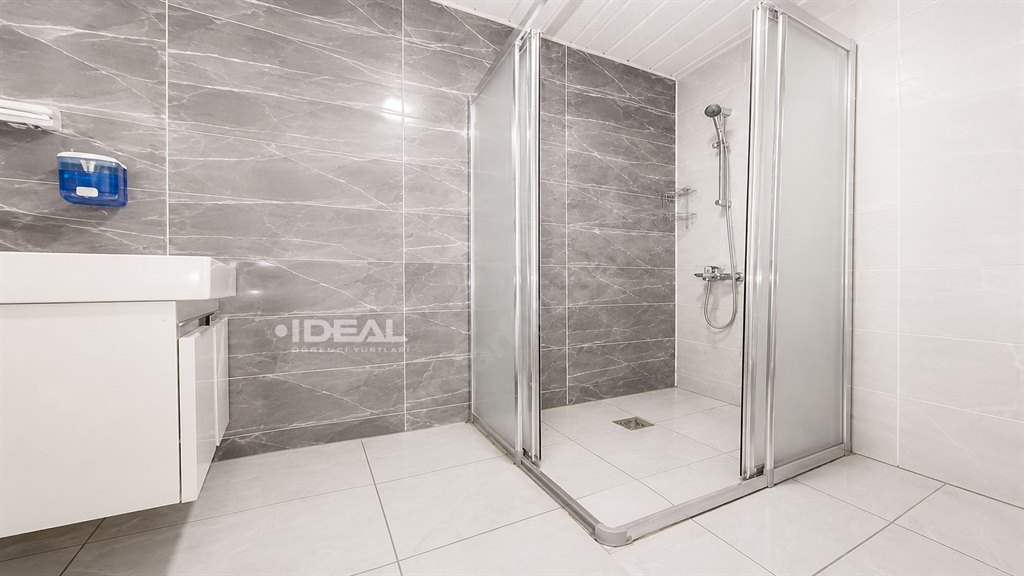 7. �UBE - �deal Erkek ��renci Yurdu - Banyo