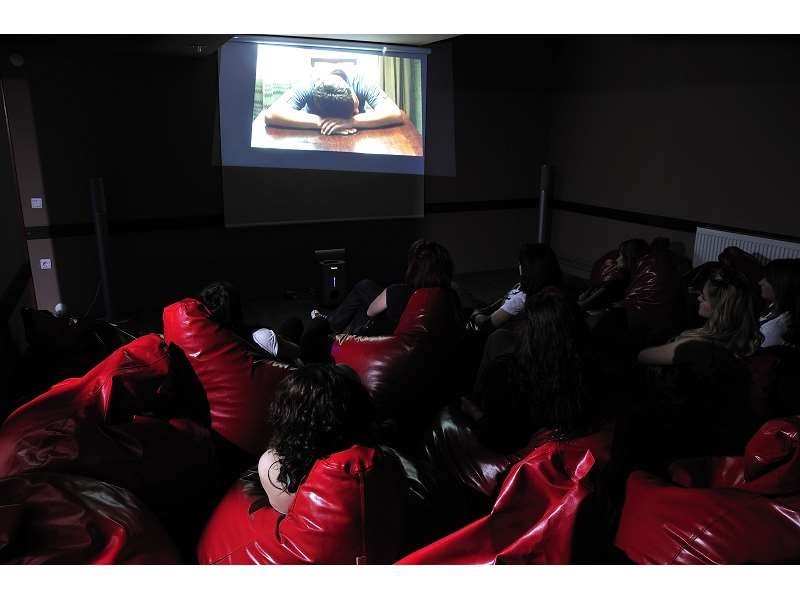 16. �UBE - �deal K�z ��renci Yurdu