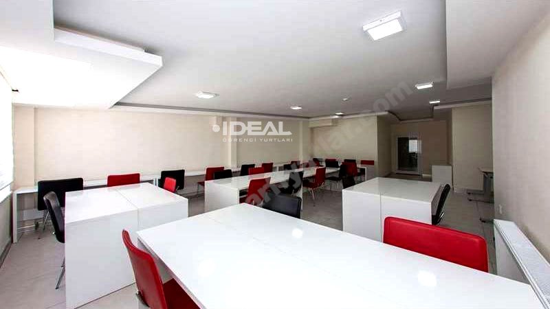 19. �UBE - �deal K�z ��renci Yurdu - Et�t Odas�