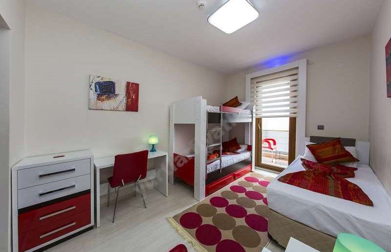 20. �UBE - �deal K�z ��renci Yurdu