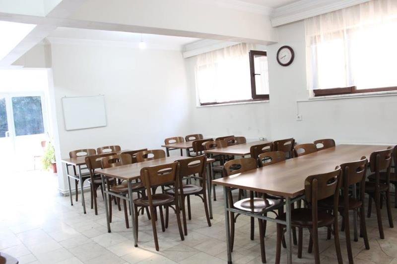 Anadolu Gen�lik Derne�i D�zce ��renci Pansiyonu