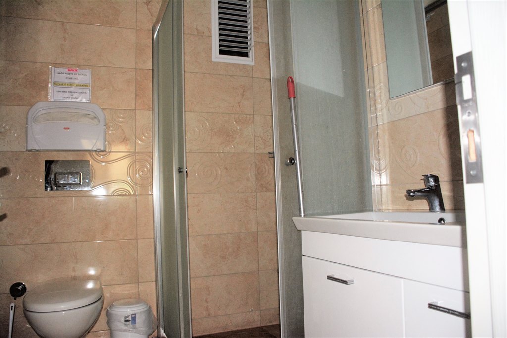 Sabiha Hanưm - Vatan Erkek Öđrenci Yurdu